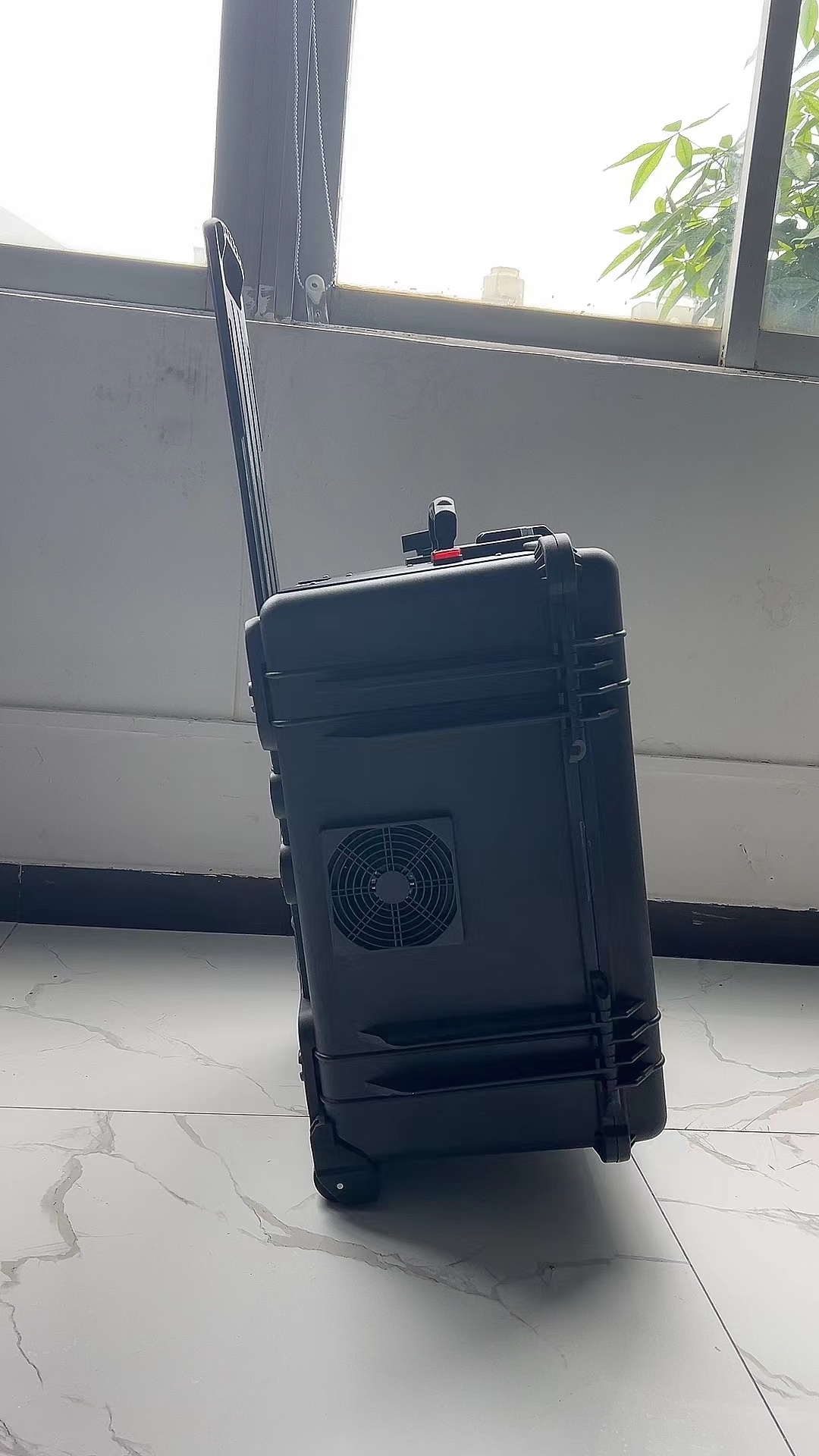 万江街道手拉箱型移动通信干扰器